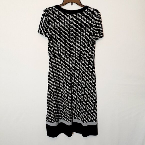 WOMEN'S "East 5th" Black/Gray Fit & Flare Short Sleeve Jersey Dress; Size 8 - Picture 2 of 4